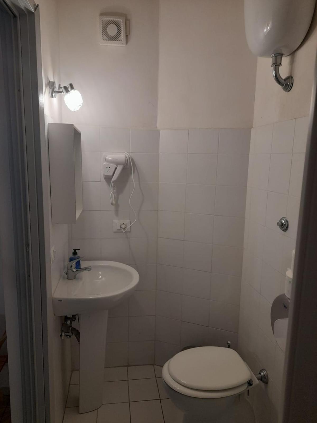 Casa Roma Affittacamere Eksteriør billede