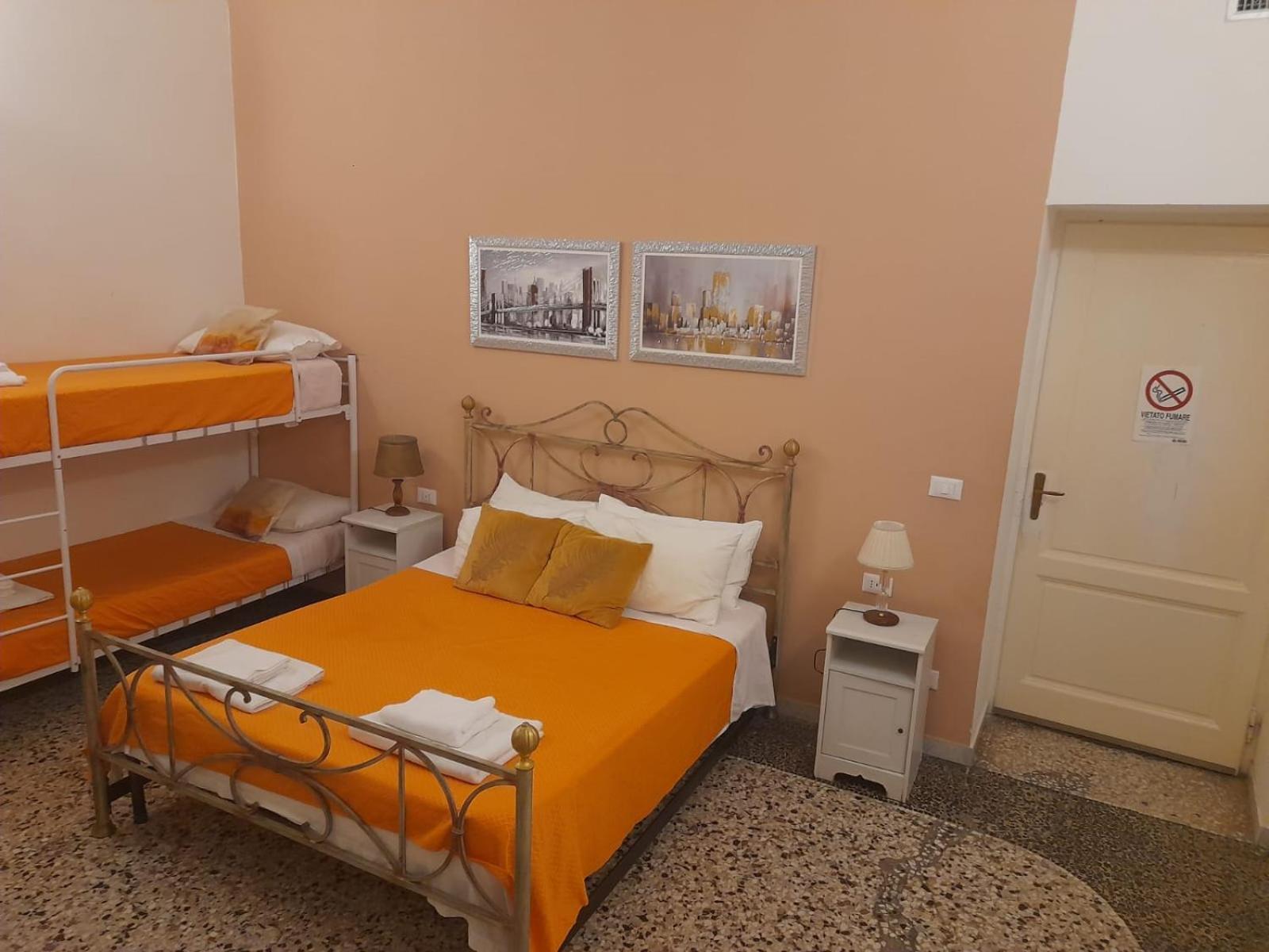Casa Roma Affittacamere Eksteriør billede